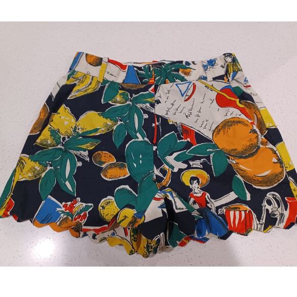 Beautiful J CREW Postcard Print Scalloped Cotton Shorts, Size 000 - Picture 1 of 5